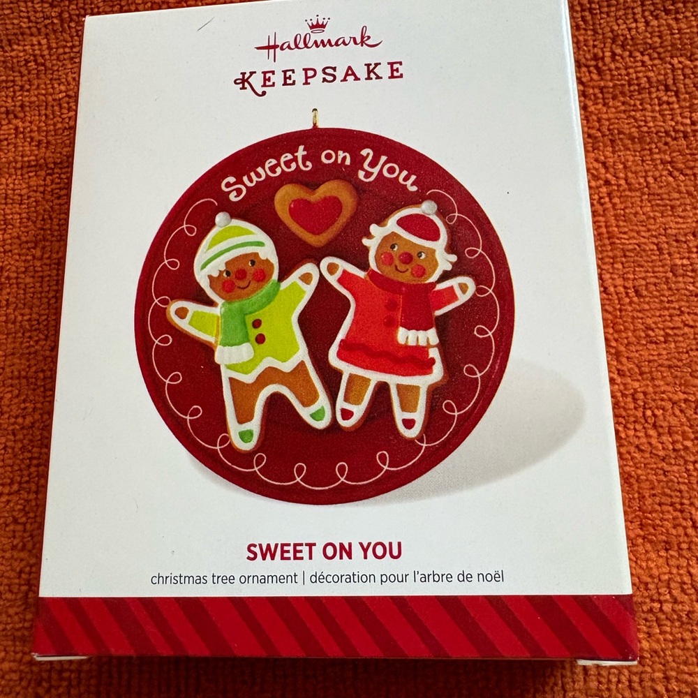 NIB 2014 Hallmark Keepsake Sweet on You Ornament